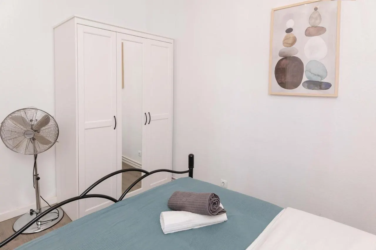 Apartment Carrer De Joan Barselona 0*,